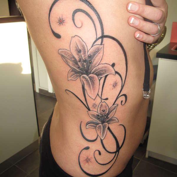 side-tattoos-for-girls-25