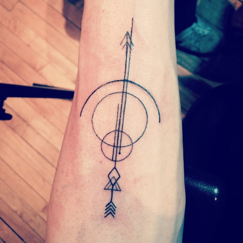 bow-and-arrow-tattoo-11