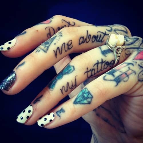 hand-tattoos-for-girls-12