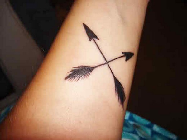 crossed arrow tattoo meaning