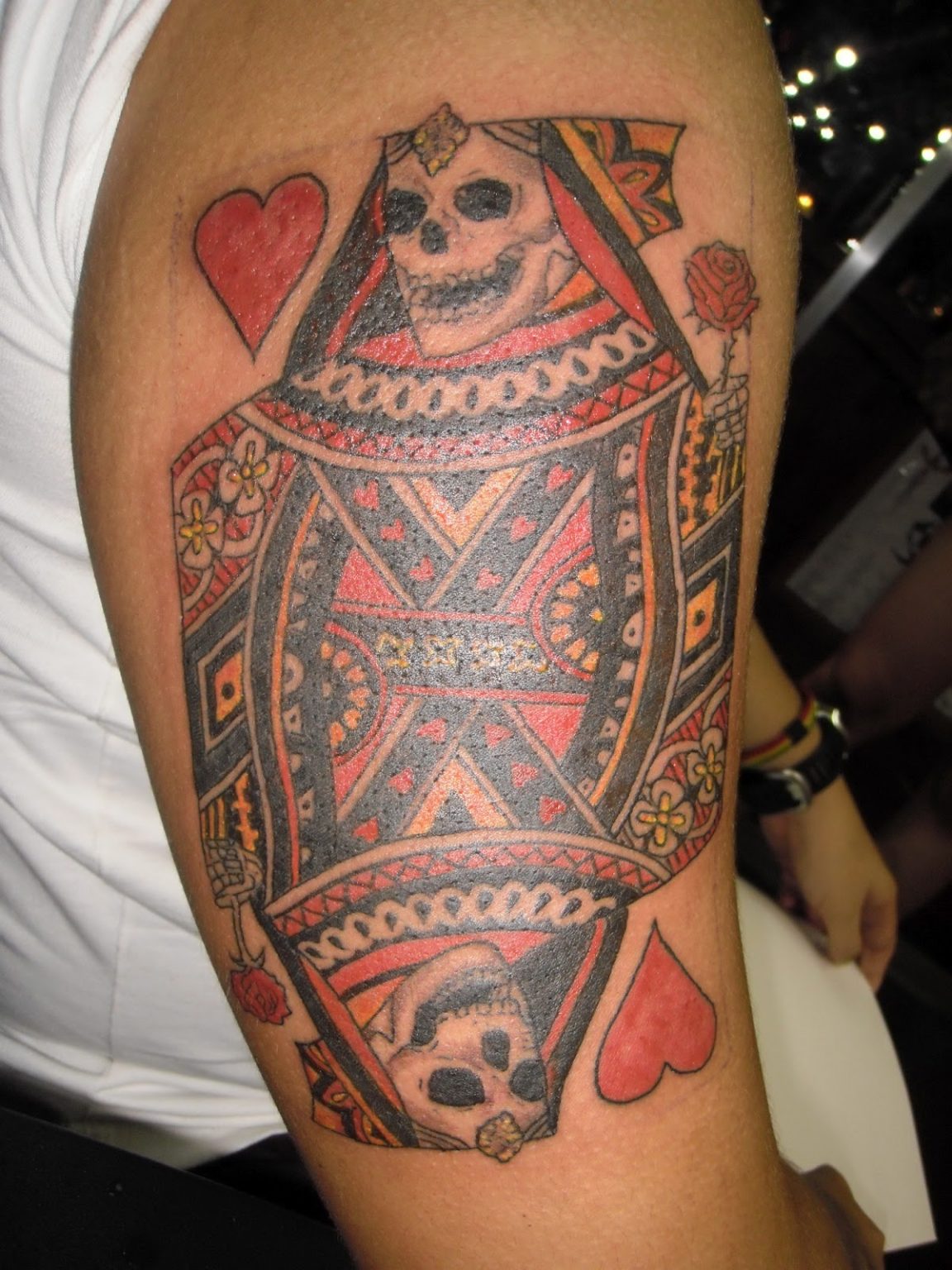 35 Adorable Queen Of Hearts Tattoo That Will Steal Your Heart