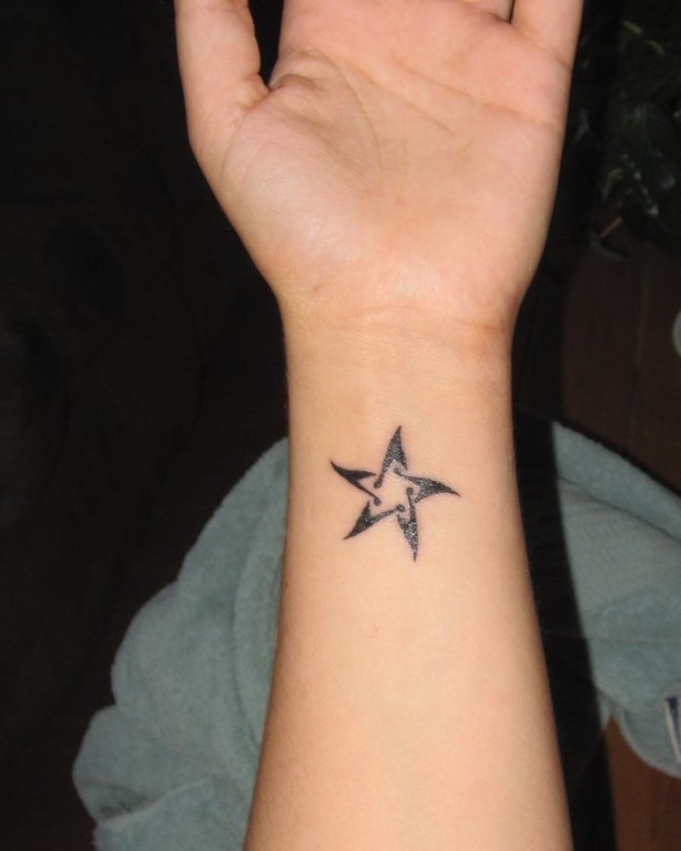 lone star simple tattoo