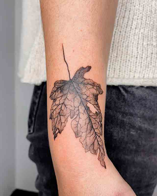 Beautiful-Forearm-Tattoos-For-Women-(2)