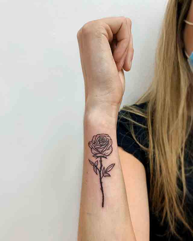 Rose-Forearm-Tattoos-For-Women-(1)