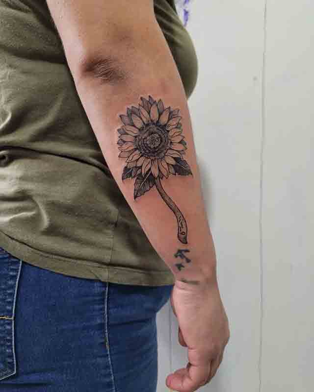 Sunflower-Forearm-Tattoos-For-Women-(1)