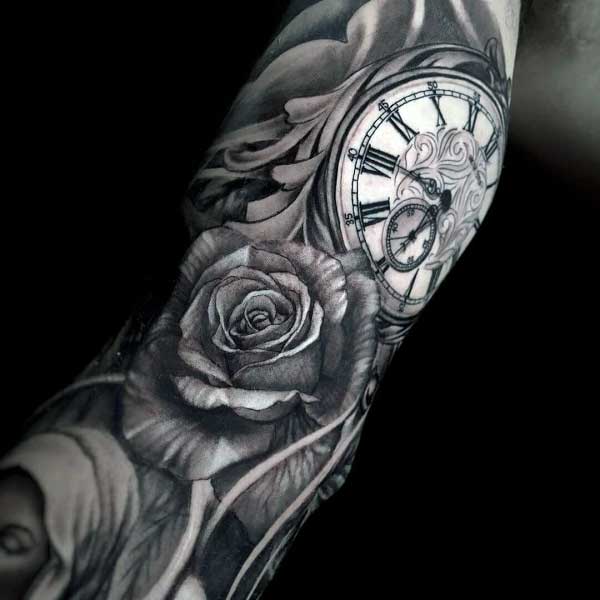 25 Blazing Hot Rose Tattoos for Men – TattoosDesignIdea