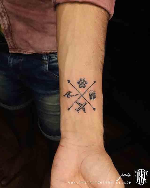 Arrow-Tattoo-On-Wrist-For-Men-(2)