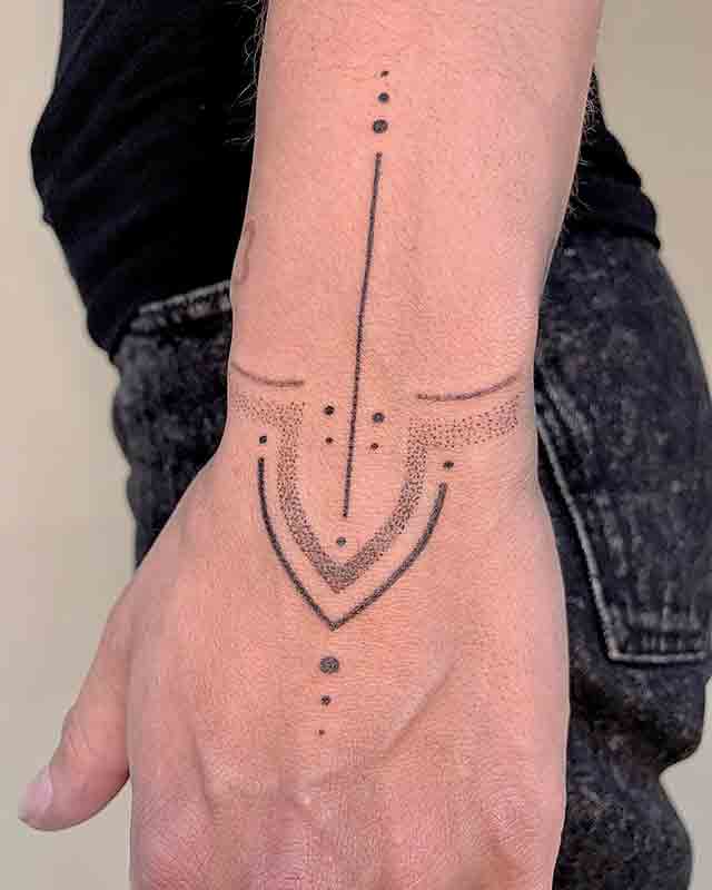 Geometric-Wrist-Tattoos-For-Men-(3)