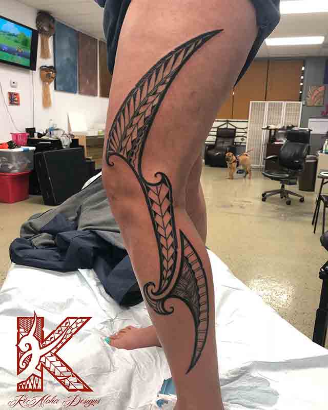 Hawaiian-Tribal-Leg-Tattoos-For-Men-(2)
