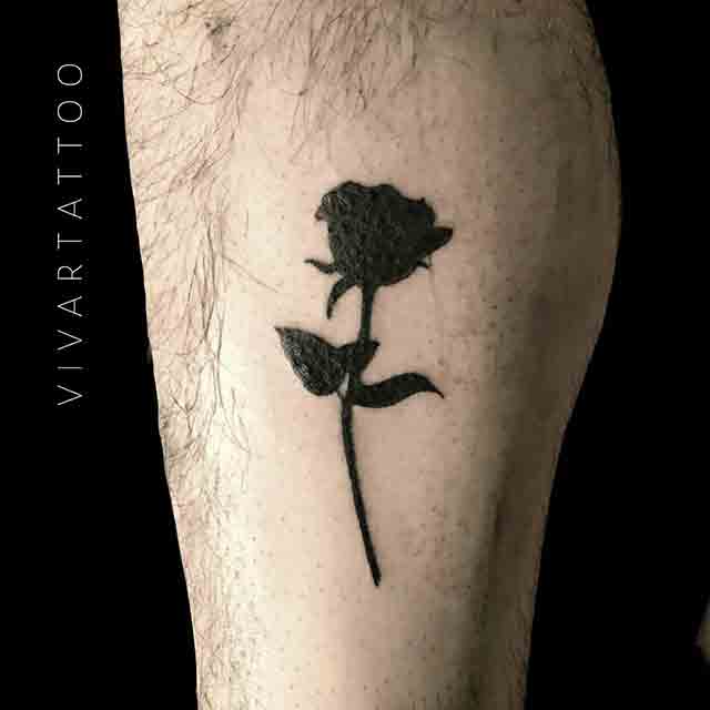 Rose-Tattoos-For-Men-Leg-(2)