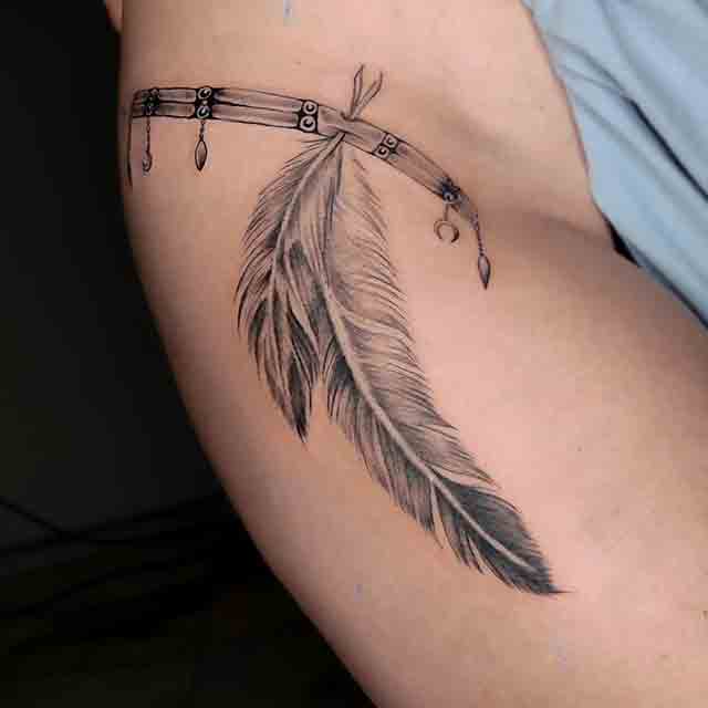 Feather-Thigh-Tattoos-(2)