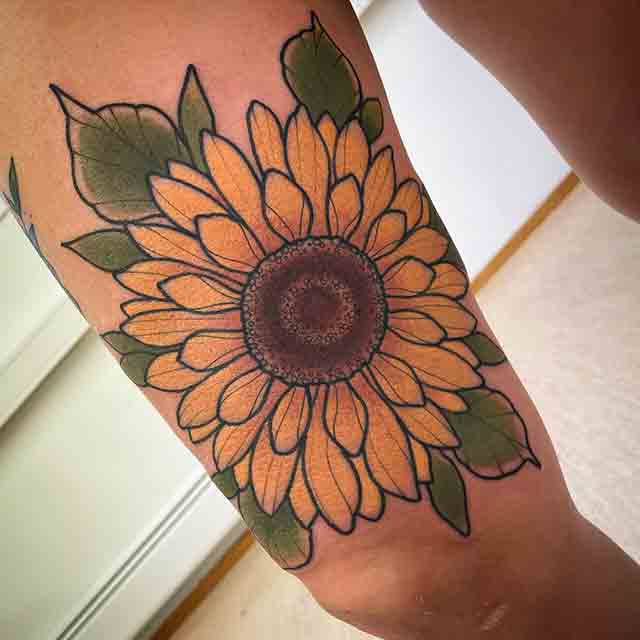 Sunflower-Thigh-Tattoos-(3)