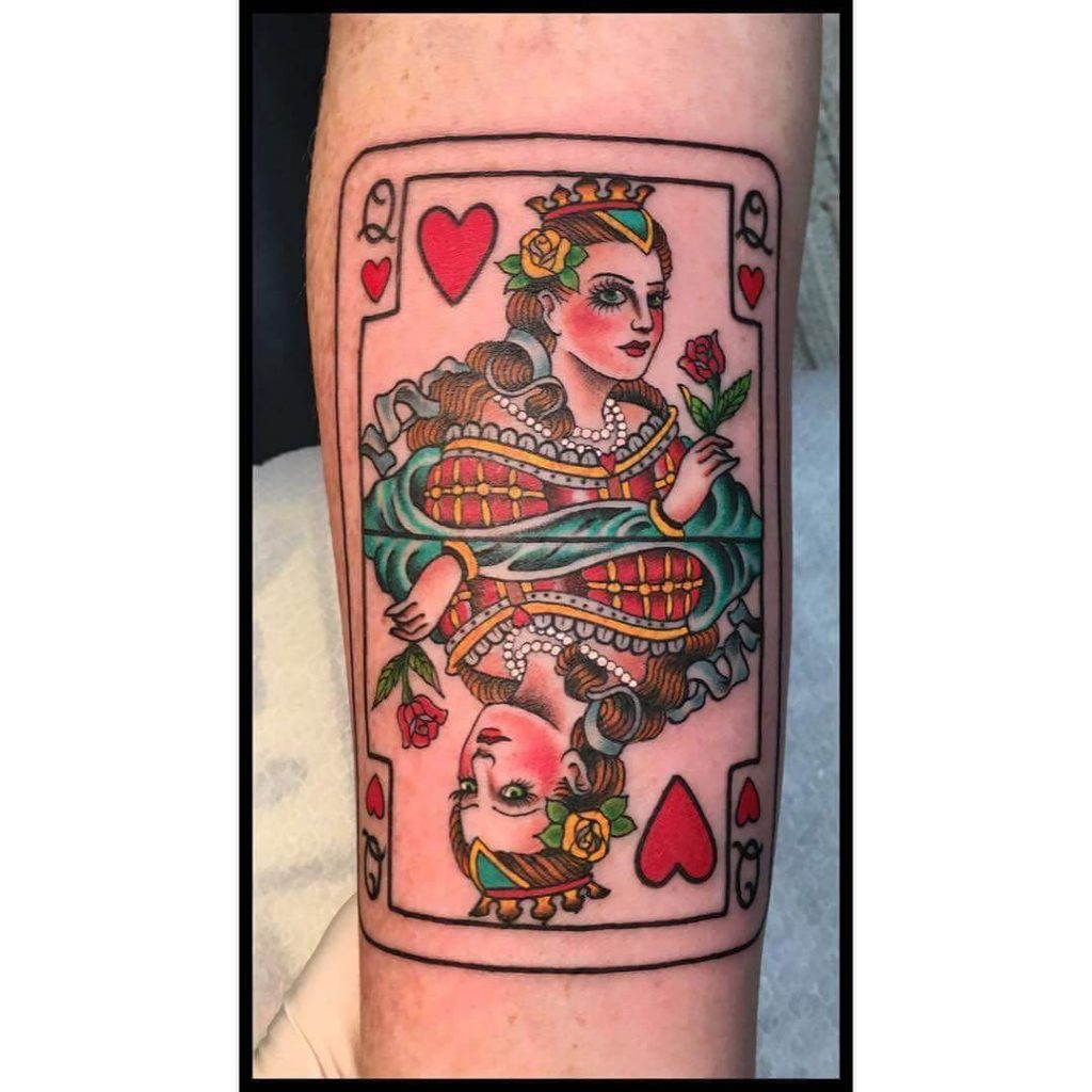queen-of-hearts-tattoo-designs