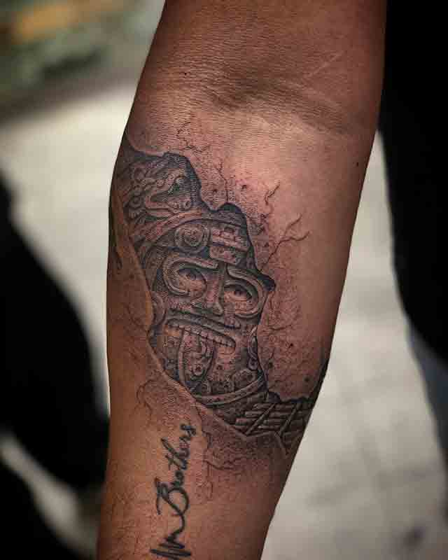 Aztec-Sleeve-Tattoo-Ideas-For-Men-(2)
