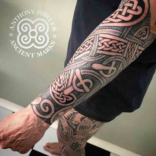 Celtic-Sleeve-Tattoos-For-Men-(1)