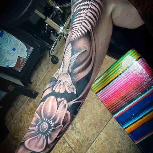 Flower-Sleeve-Tattoo-Ideas-For-Men-(1)