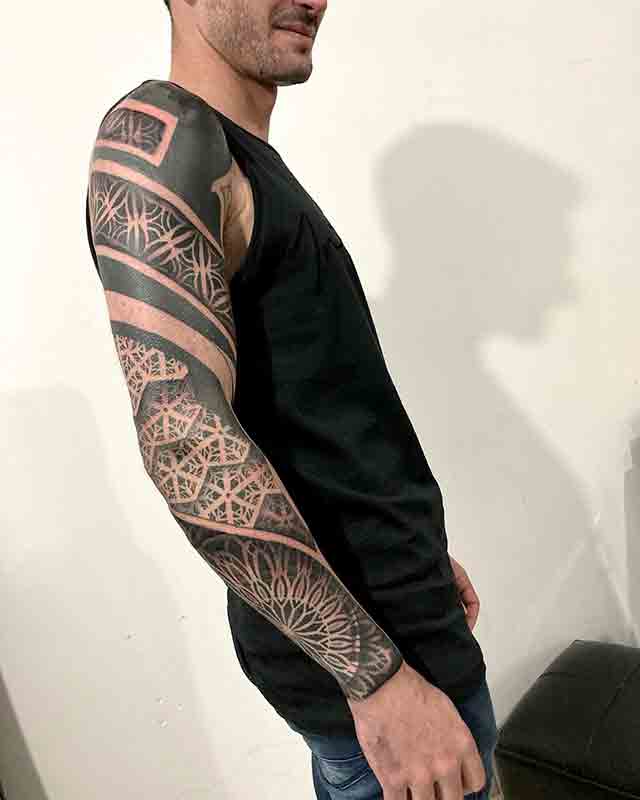 Geometric-Tattoos-For-Men-Sleeve-(2)