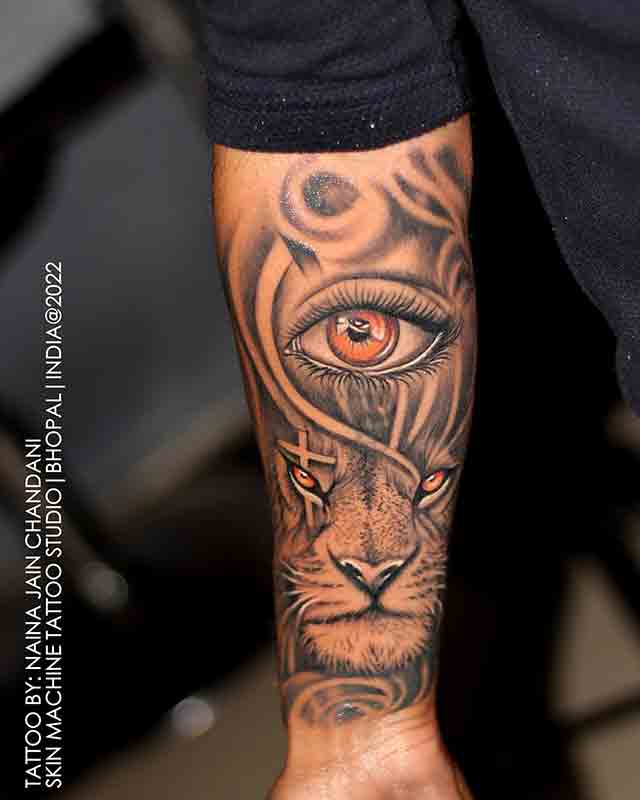 Lion-Sleeve-Tattoos-For-Men-(2)