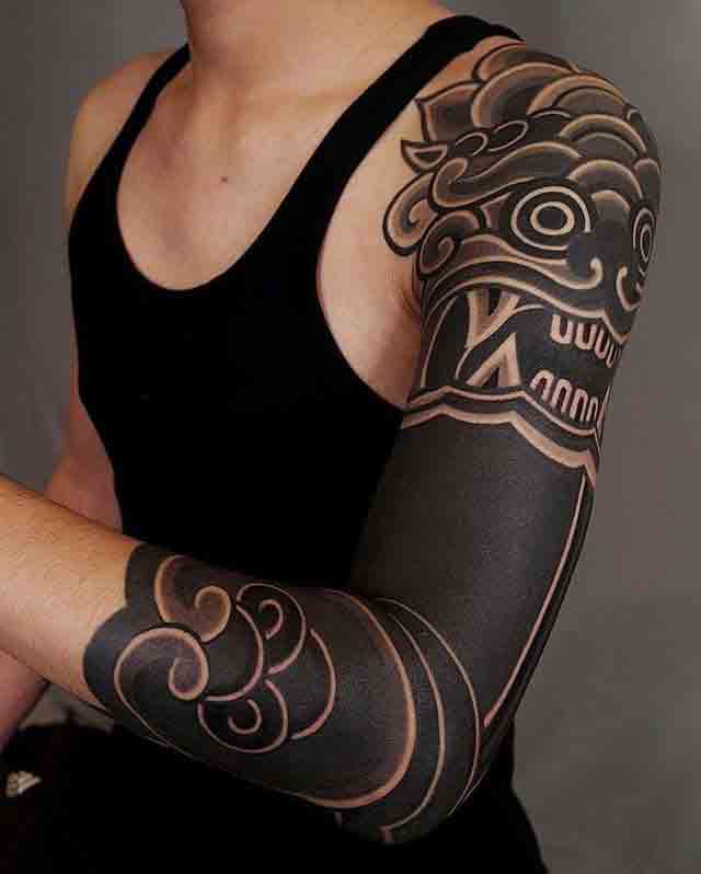 Tribal-Sleeve-Tattoos-For-Men-(3)