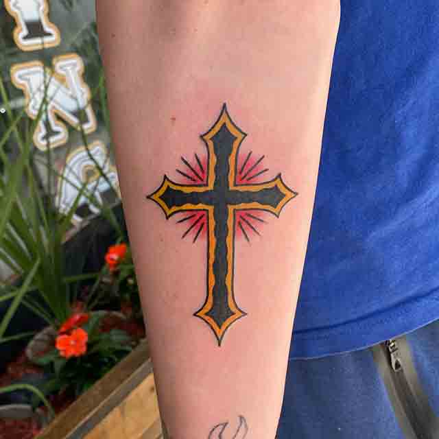 Half-Sleeve-Cross-Tattoos-For-Men-(2)