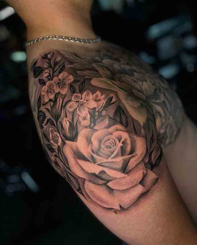 Half-Sleeve-Rose-Tattoos-For-Men--(1)