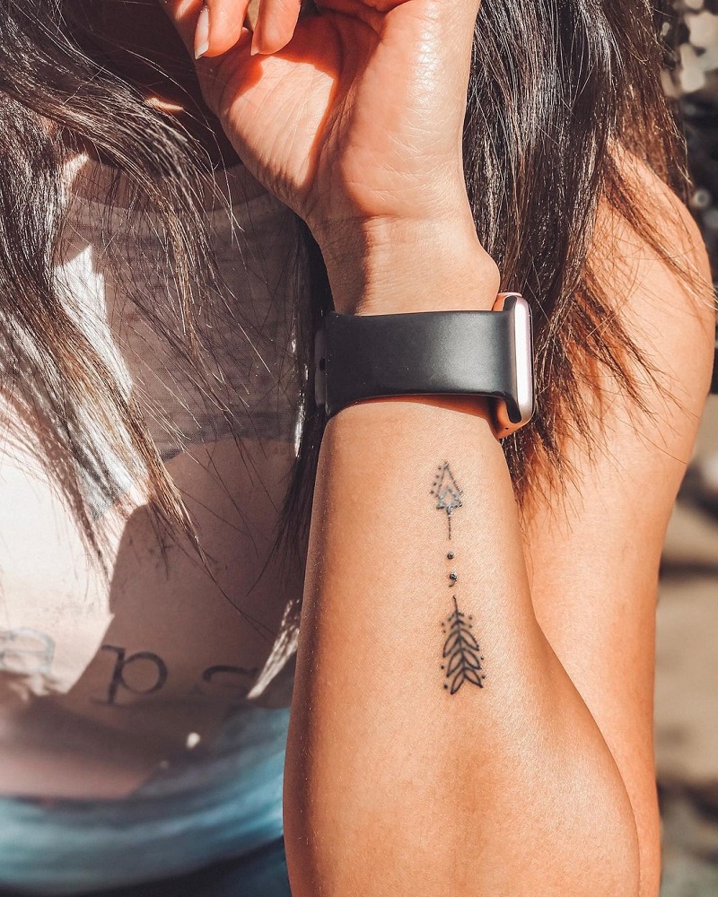 34 Meaningful Arrow Tattoos To Try in 2022