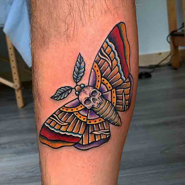 death-head-moth-tattoo 