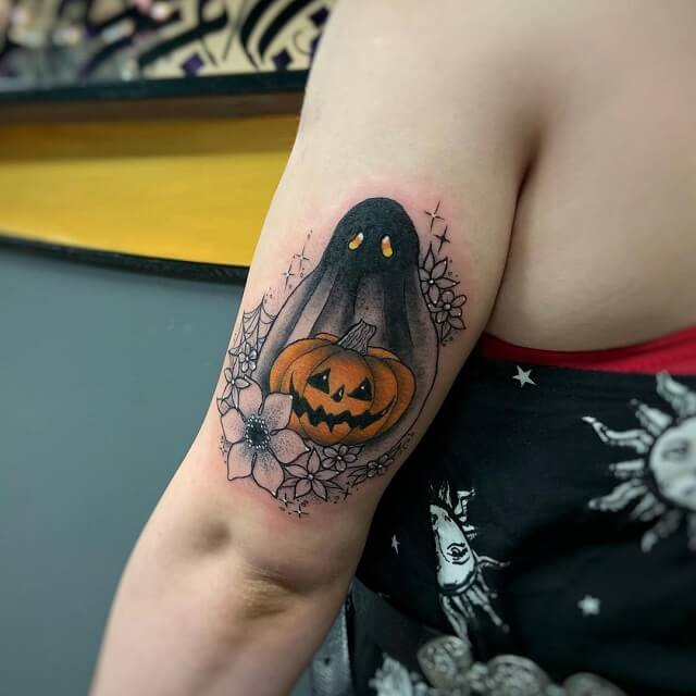  finger tattoo halloween