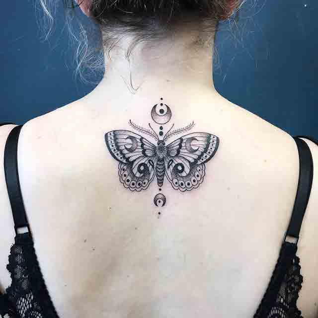 geometric-moth-tattoo 