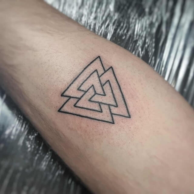 odin's knot tattoo