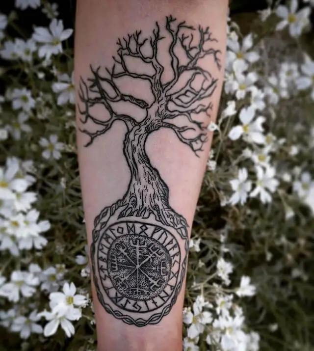 tree symbol yggdrasil