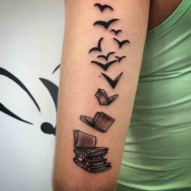 bookworm-tattoos-(2)