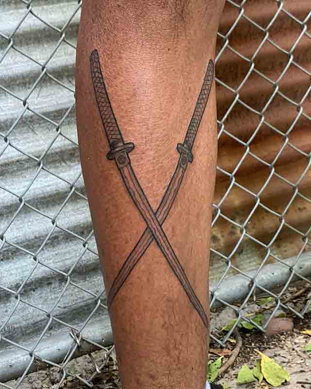 crossed-swords-tattoo-(8)