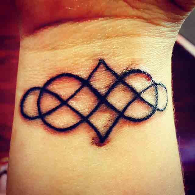 double-infinity-tattoo-(1)