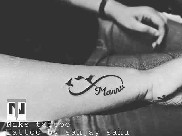 infinity-tattoo-with-names-(3)