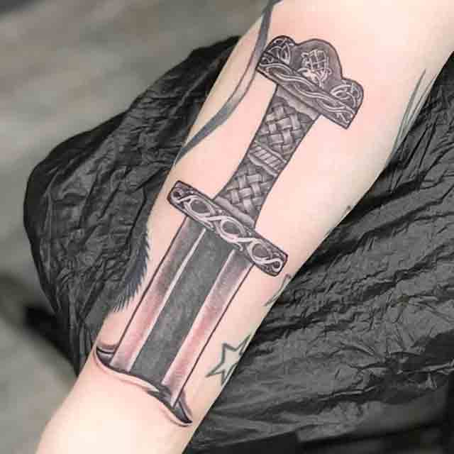 viking-sword-tattoo-(20)