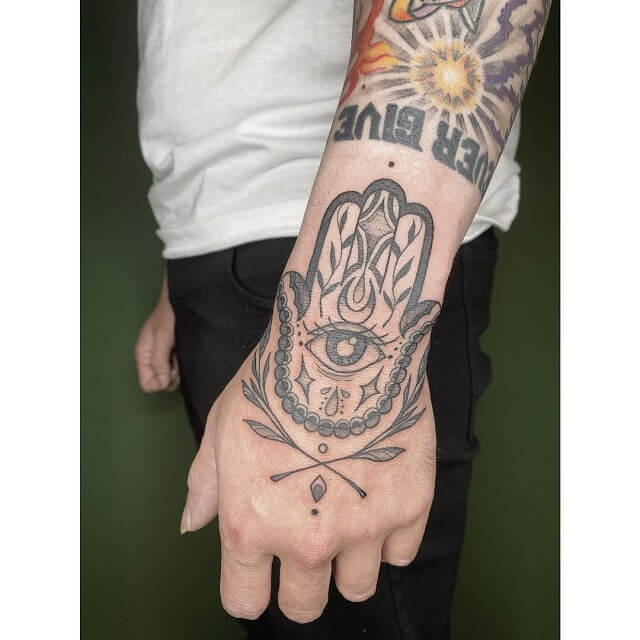 hamsa hand tattoo