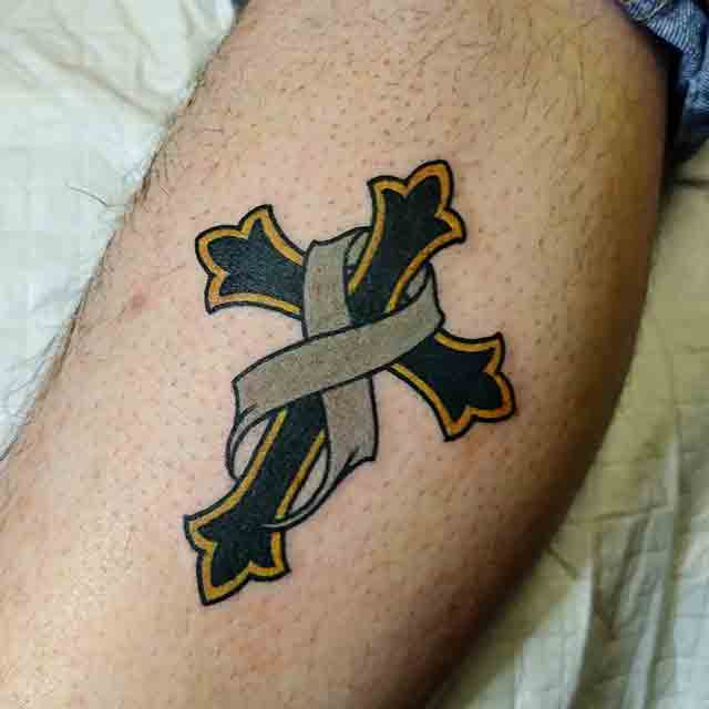 Cross-Thigh-Tattoos-(2)