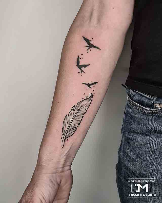Feather-Forearm-Tattoos-For-Men-(3)