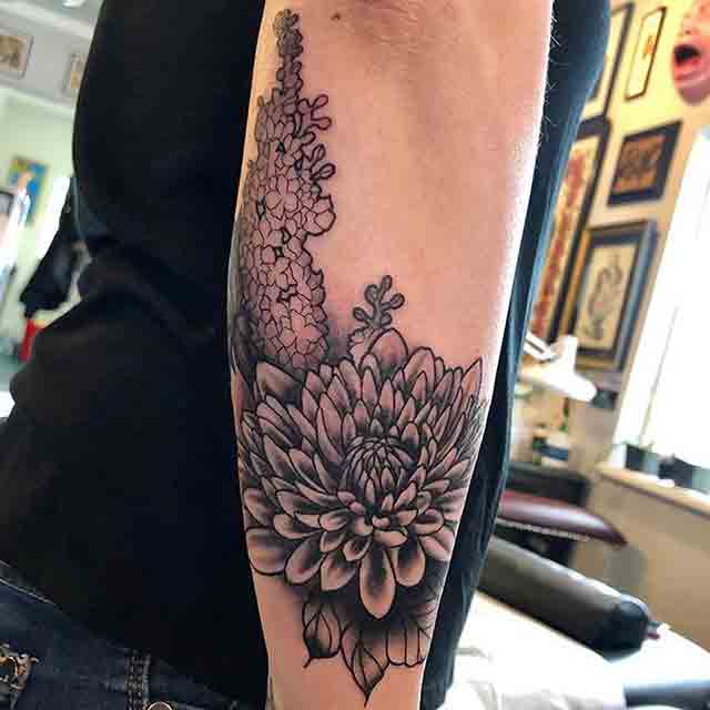 Floral-Forearm-Tattoos-For-Men-(1)