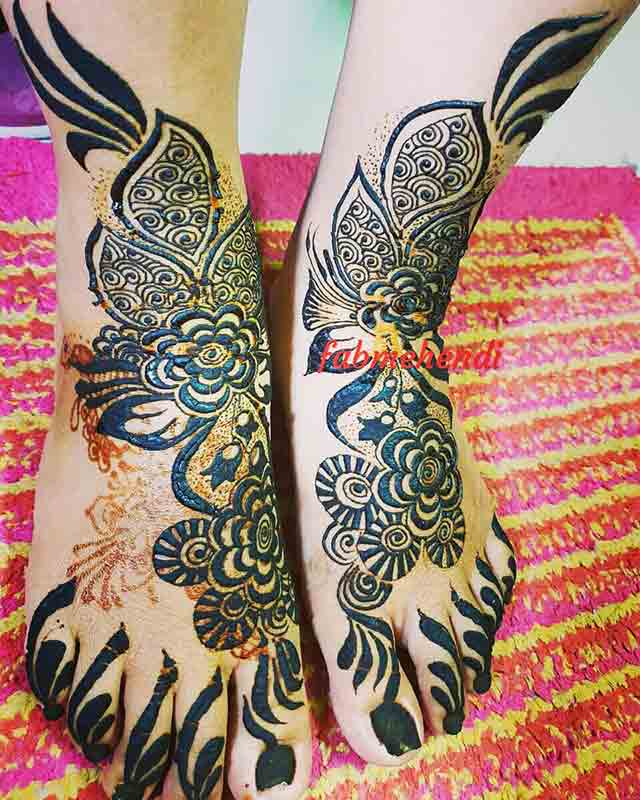 Henna-Leg-Tattoo-(1)