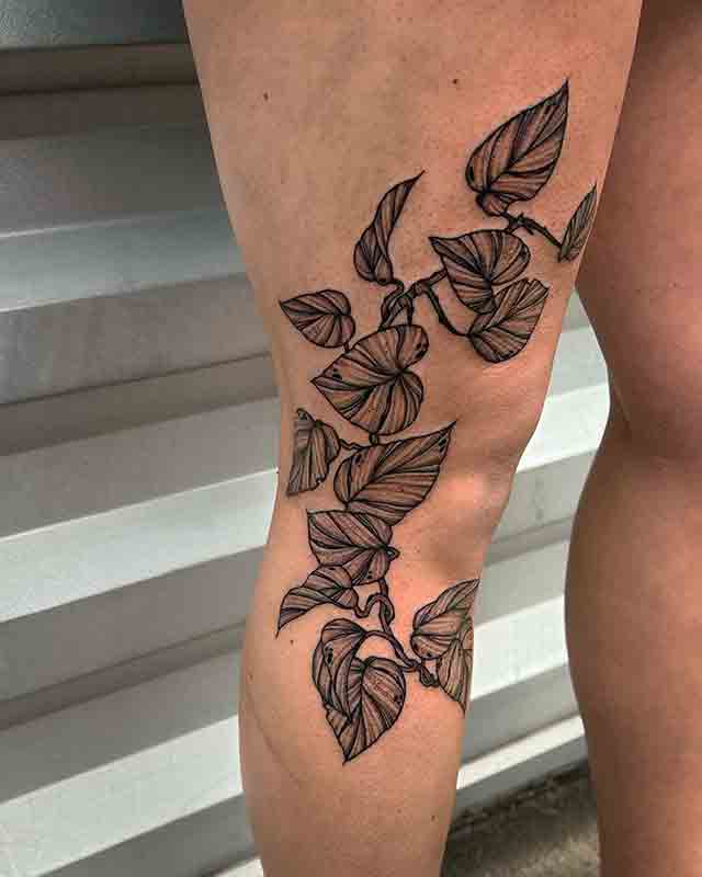 Nature-Thigh-Tattoos-(3)