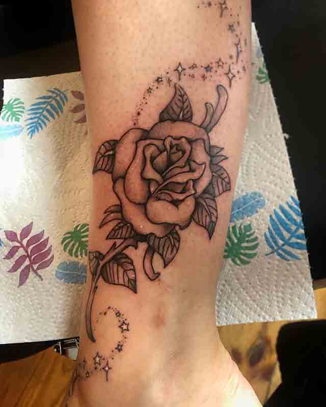 Rose-Leg-Tattoo-(2)