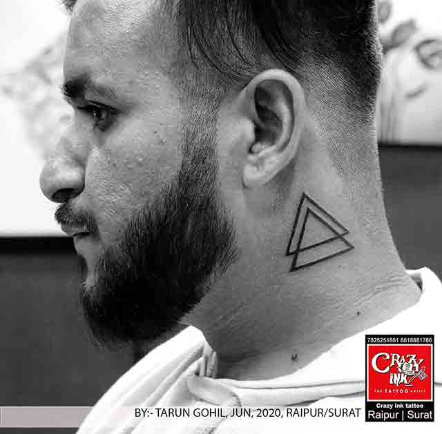 Side-Neck-Tattoos-For-Men-(1)