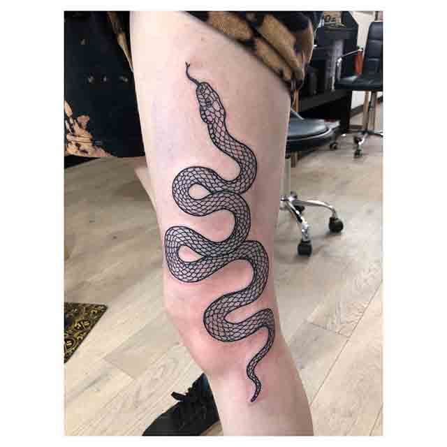 Snake-Leg-Tattoo-(1)