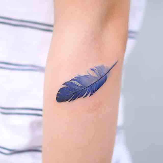 Blue-Feather-Tattoo-(2)