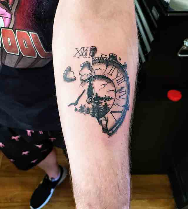 32 Timeless Clock Tattoo Ideas in 2023  PROJAQK