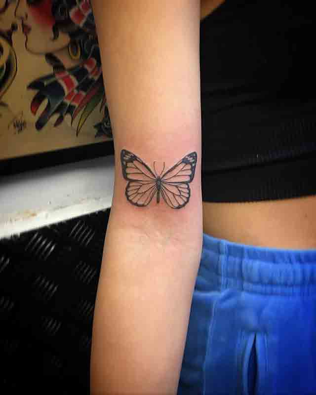 Butterfly-Arm-Tattoos-For-Women-(2)