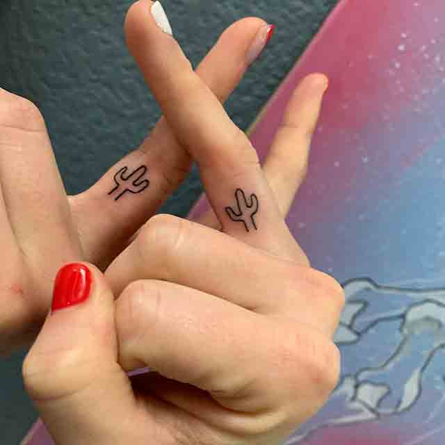 Cactus-Finger-Tattoos-For-Women-(1)