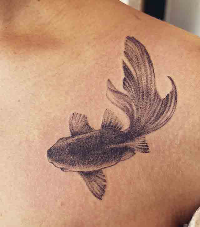 Dotwork-Fish-Tattoo-(2)